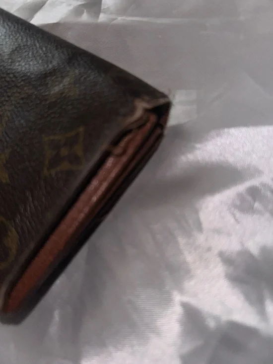 Pre-owned Louis Vuitton Monogram Sarah Wallet - Picture 3 of 8